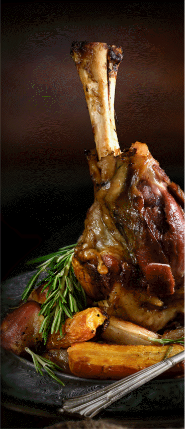 TRADITIONAL AUSSIE LAMB LEG ROAST WITH MINT SAUCE