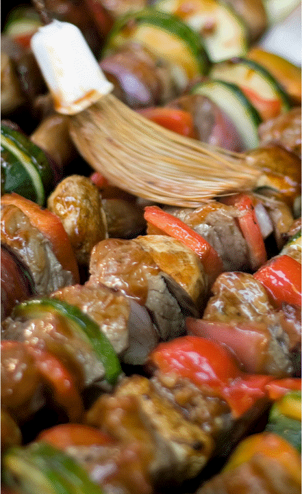 SAUSAGE AND VEGGIE SKEWERS WITH ZESTY CHIMICHURRI SAUCE