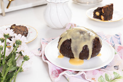 Pudding Lady Christmas puddings styled